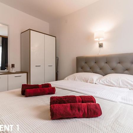 Maestral Apartments Vrsar Extérieur photo